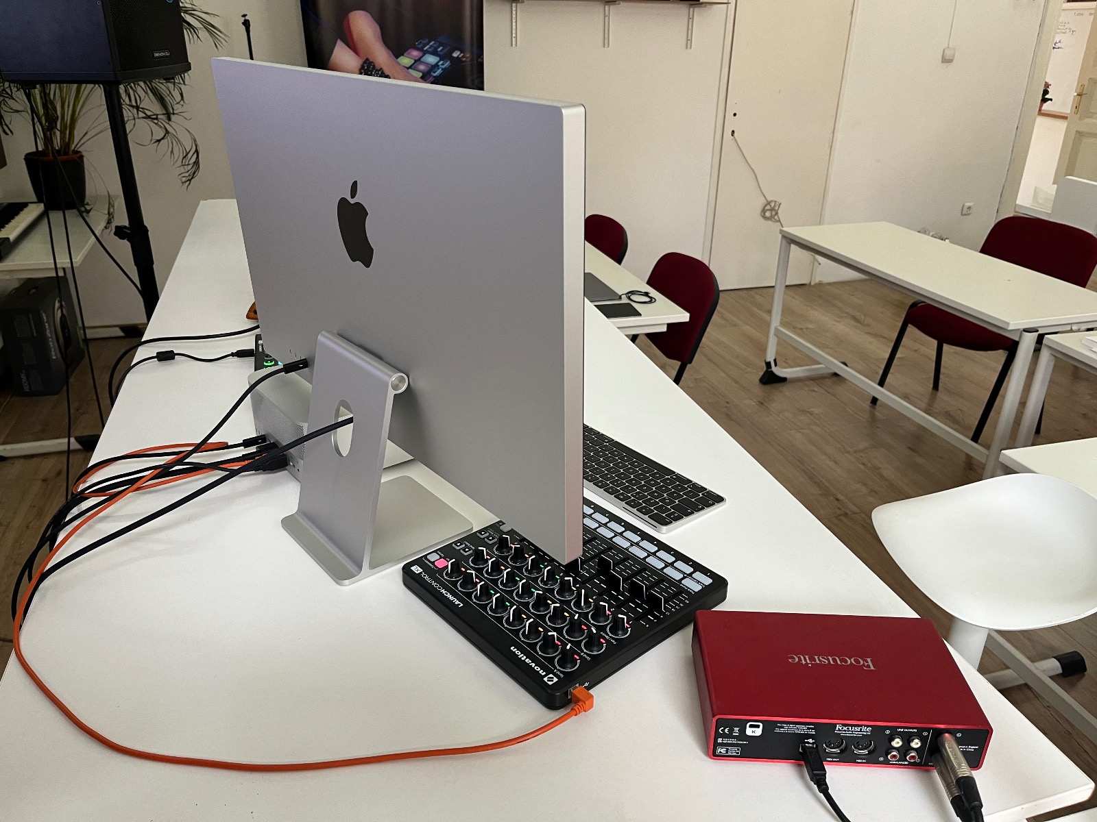 Letisztult dizájn Letisztult dizájn