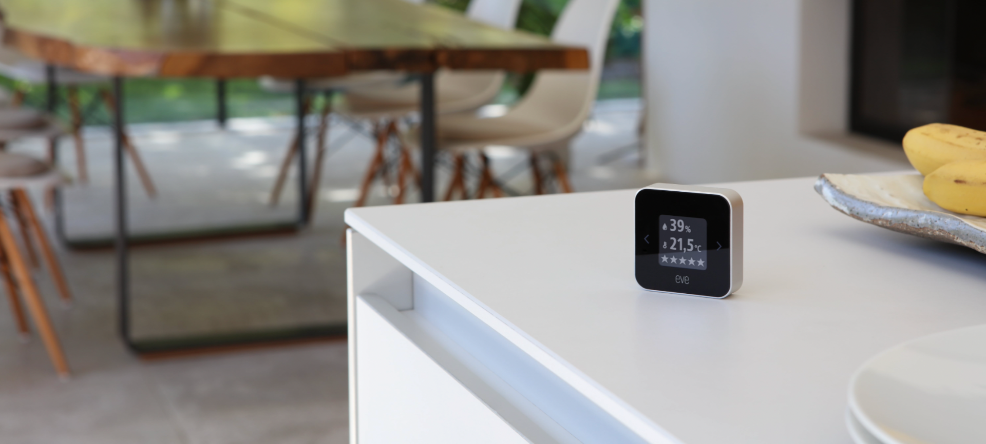 K&uuml;lt&eacute;ren csak a fot&oacute; kedv&eacute;&eacute;rt p&oacute;zolt.