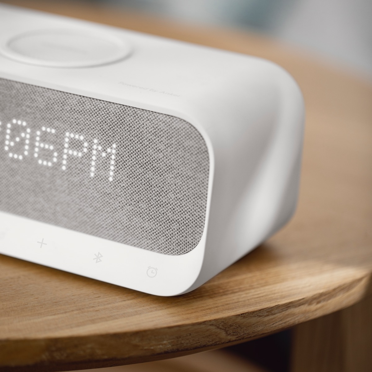 Soundcore Wakey &eacute;bresztő&oacute;ra