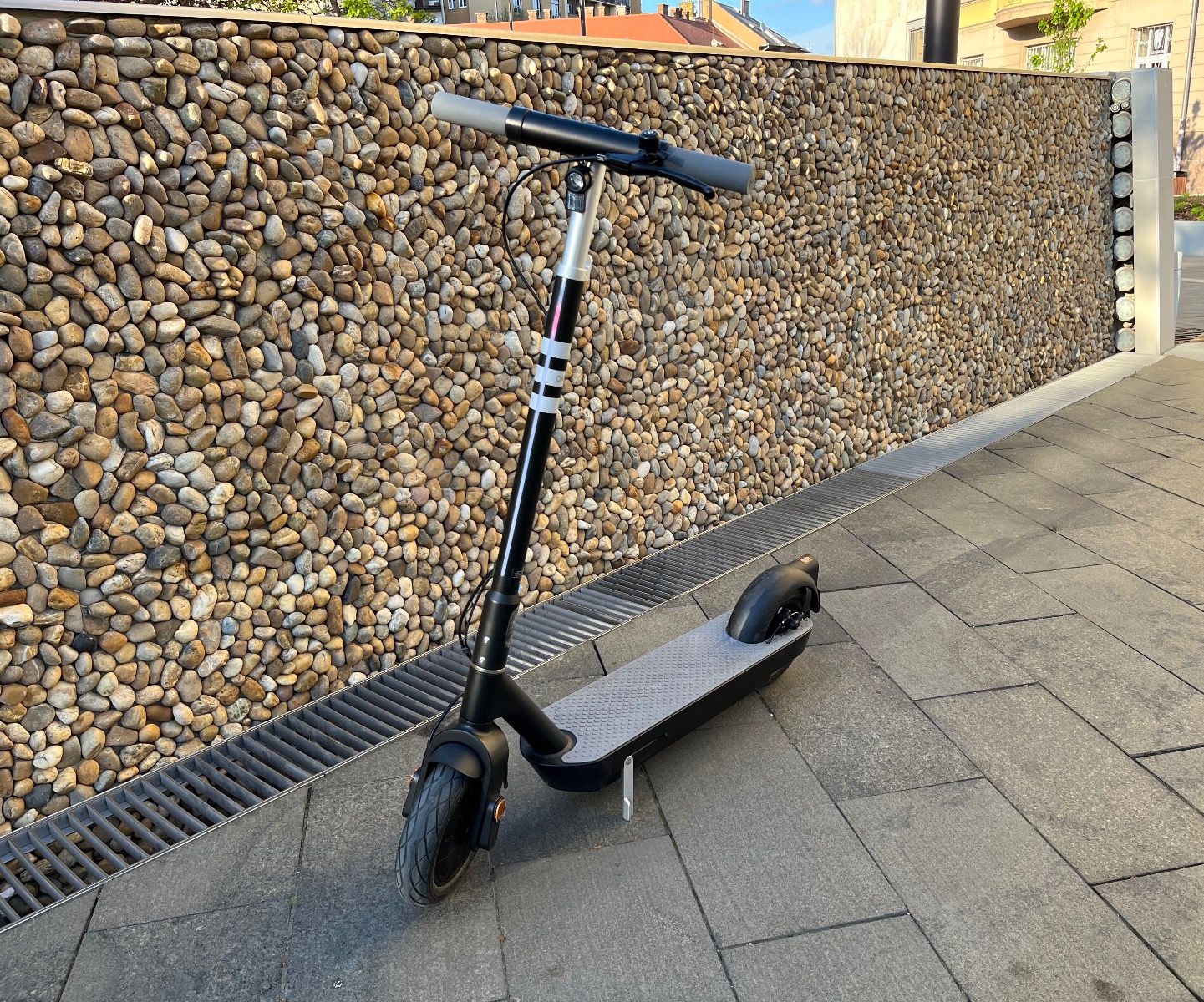 OKAI Neon Pro elektromos roller